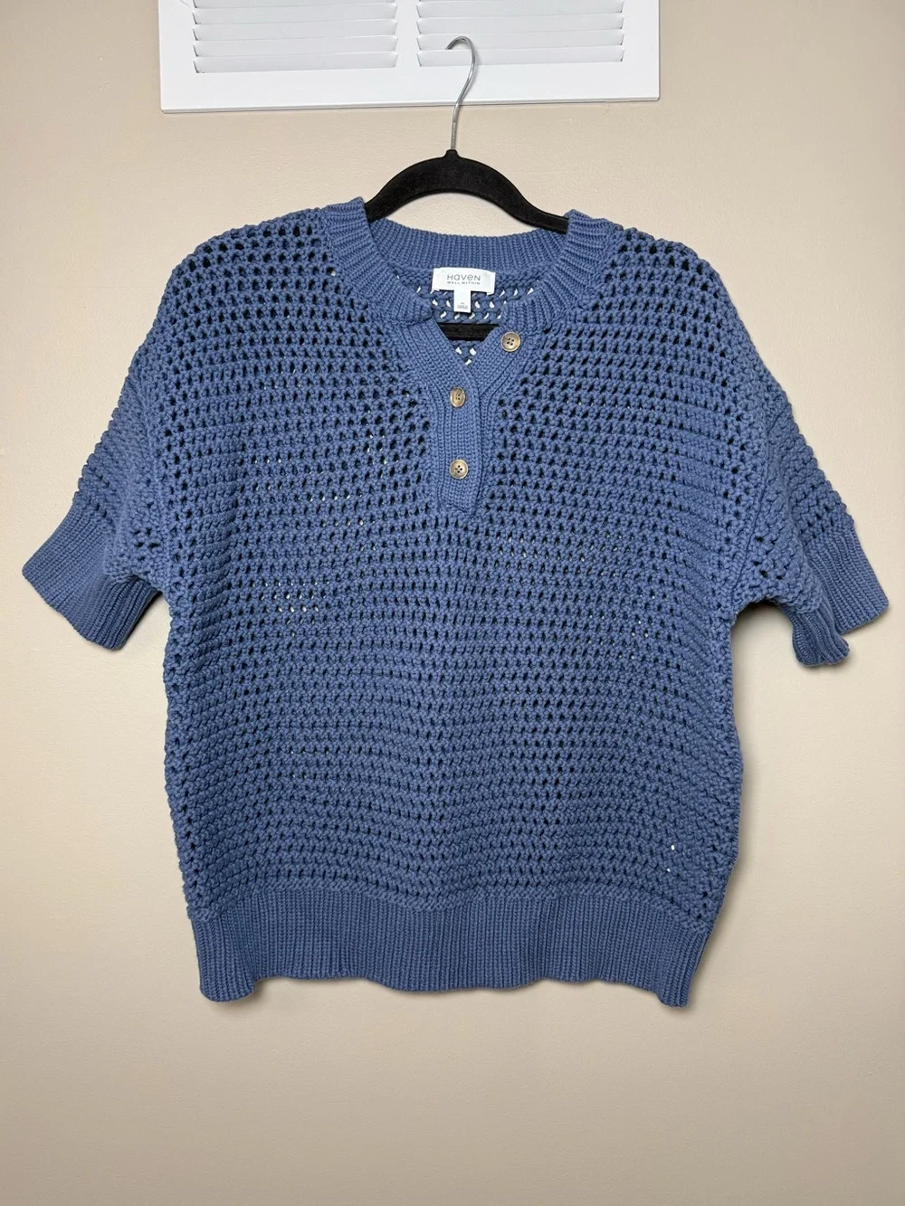 Haven Well Within Blue Knot Stitch Short Sleeve Henley Sweater M